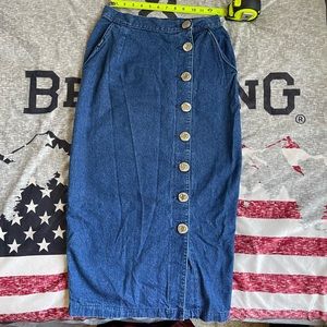 Vintage wrangler skirt with concho buttons